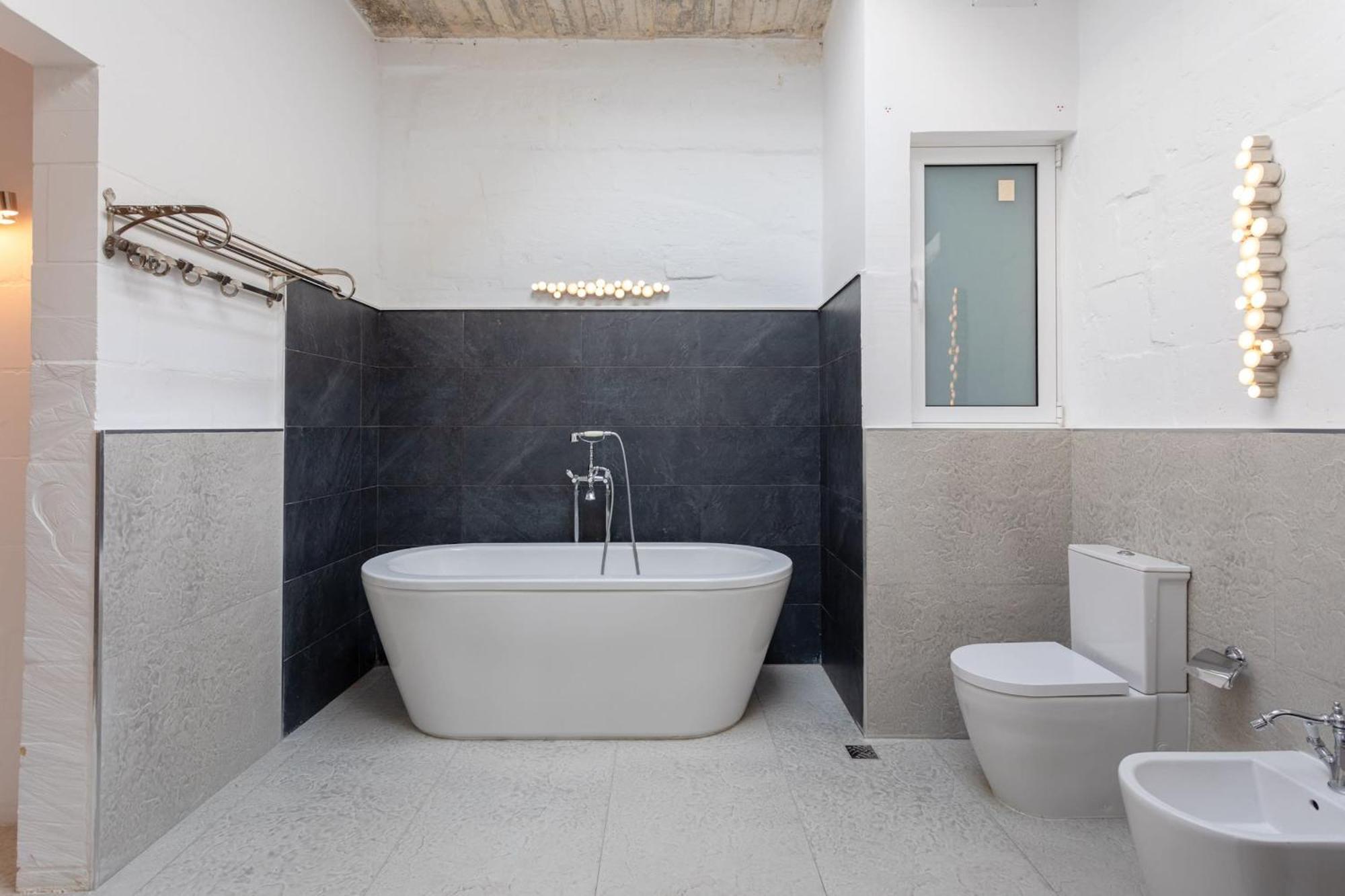 Valletta Exclusive 3Br House With Rooftop Terrace - Cityapartmentstay Екстериор снимка
