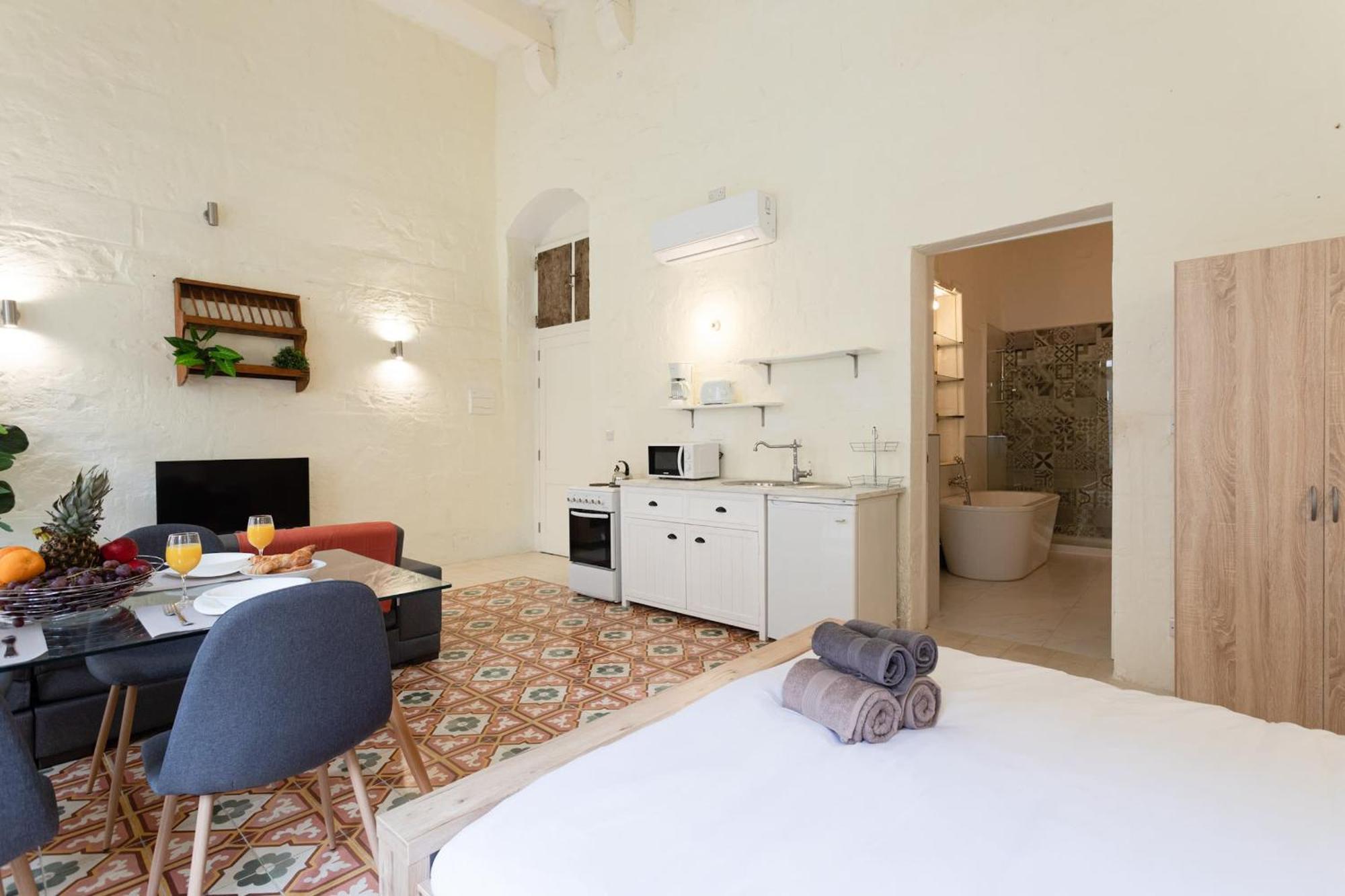 Valletta Exclusive 3Br House With Rooftop Terrace - Cityapartmentstay Екстериор снимка